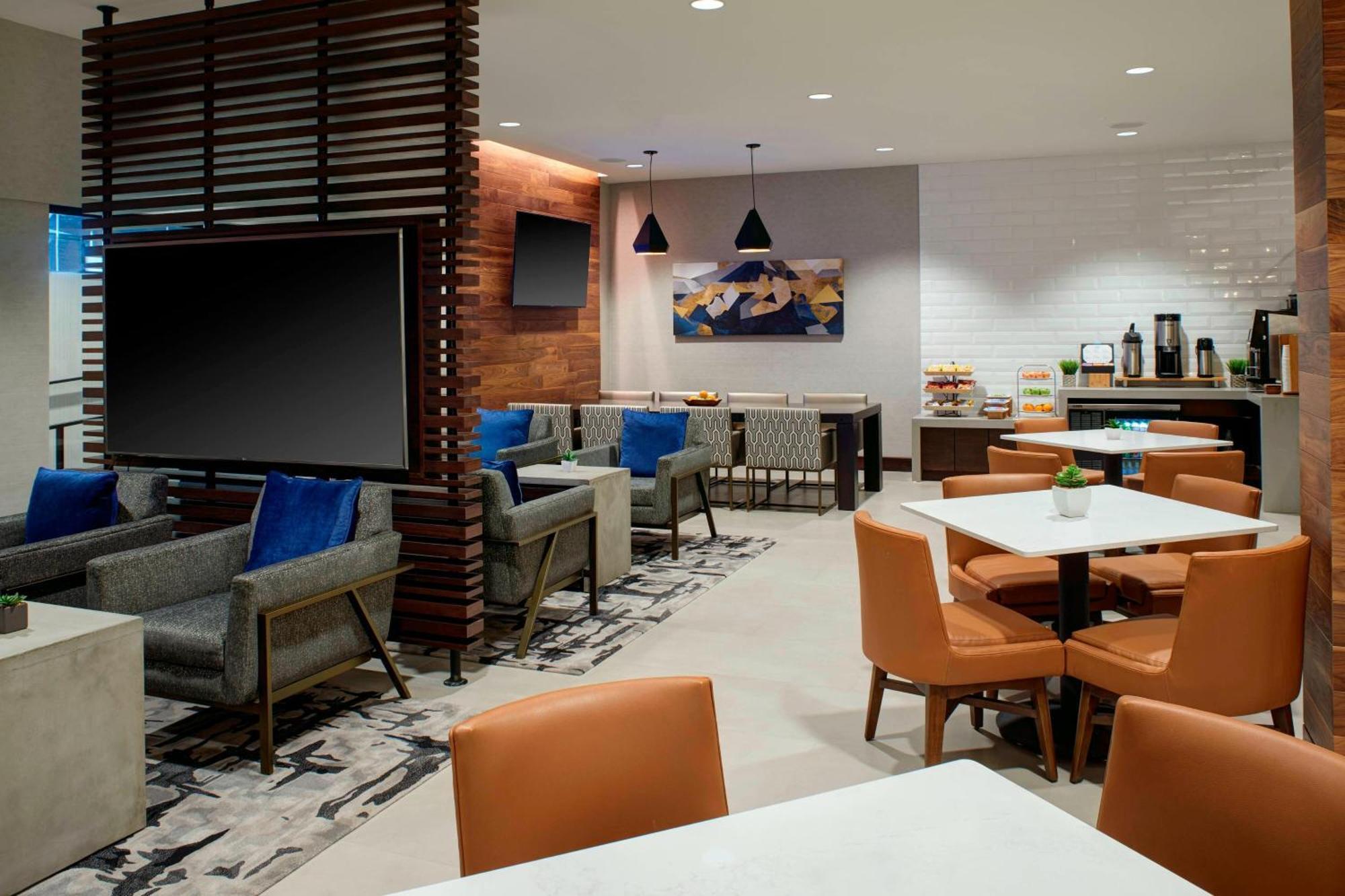 Kansas City Airport Marriott Екстериор снимка