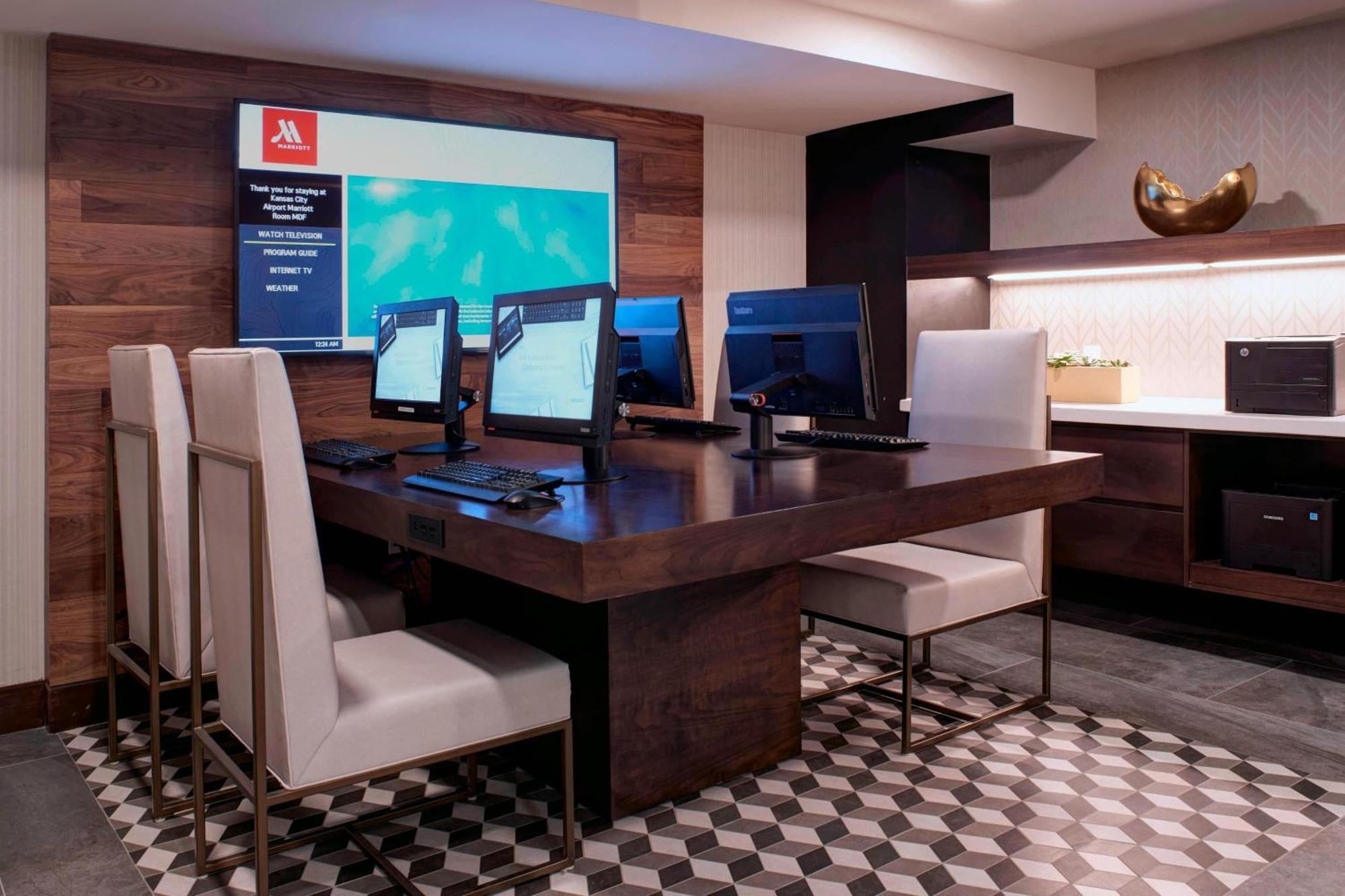 Kansas City Airport Marriott Екстериор снимка